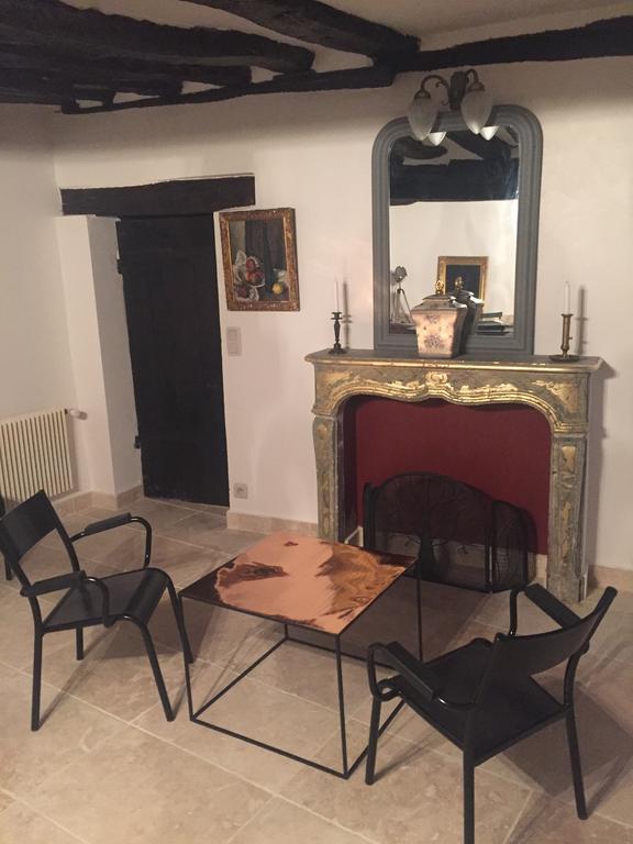 ホテルラ プルニエール ヴェルノン エクステリア 写真